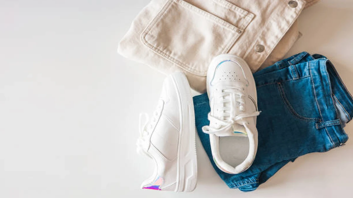 How to Style White Sneakers A Practical Guide for Every Outfit