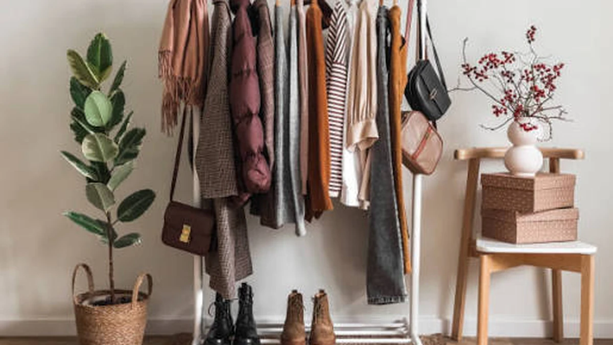 How to Start a Streetwear Wardrobe (Without Overspending)